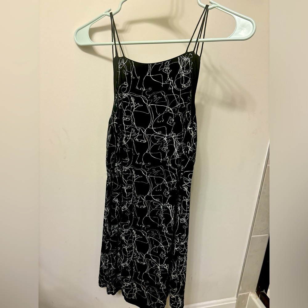 GUC Urban outfitters One line elephant dress